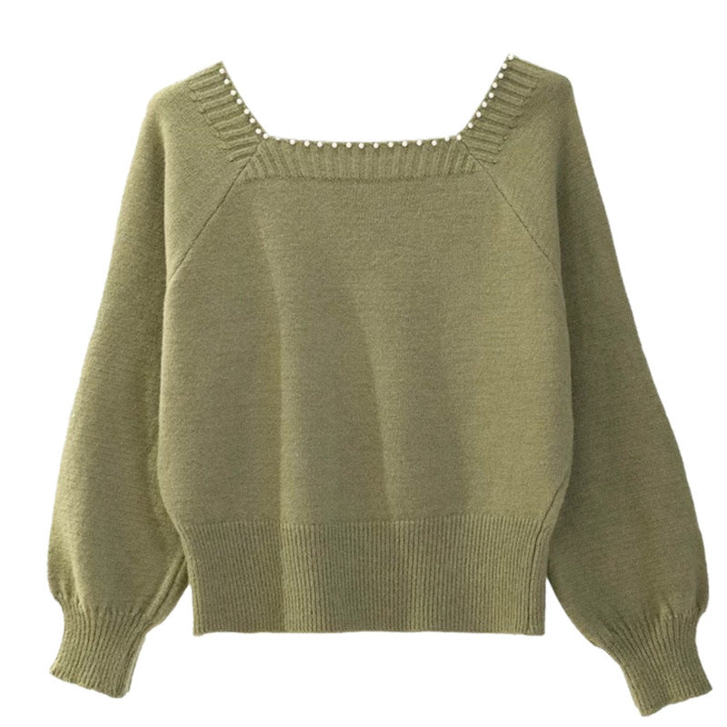 Casual women's sweater with elegant pearl collar Lune London