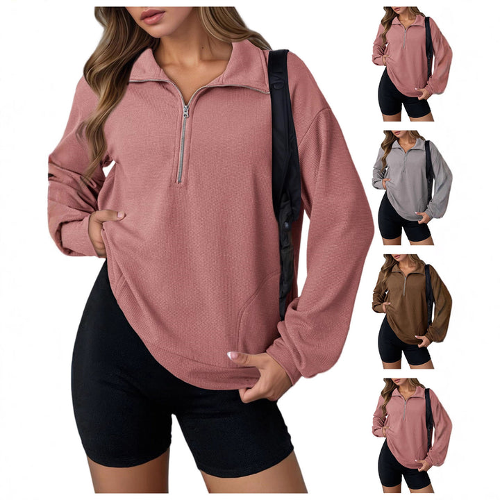Casual hooded sweatshirt for women with zipper and practical pockets Lune London