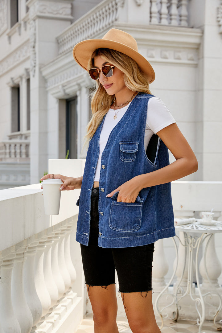 Oversized casual design women's denim jacket with practical pockets and Lune London button details