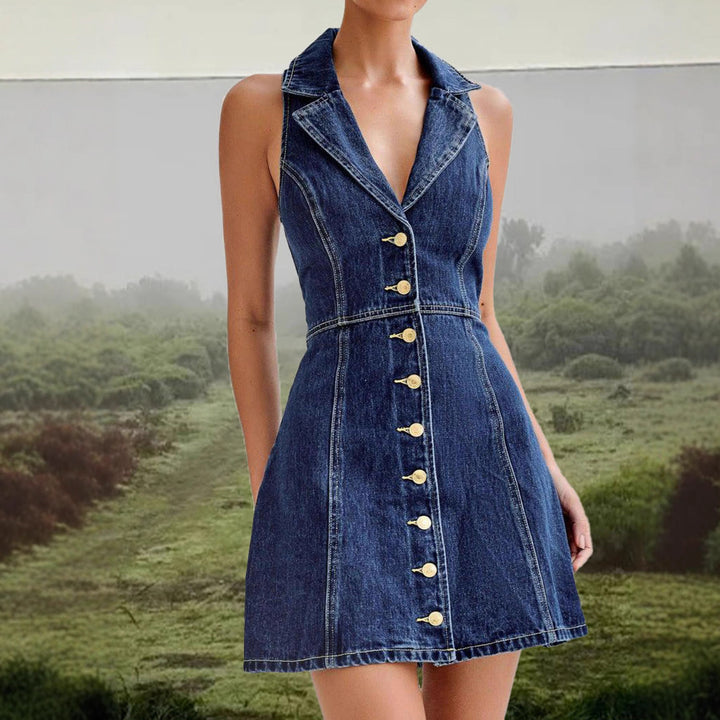 Denim dress for women with stylish collar and button details Chic & Stil