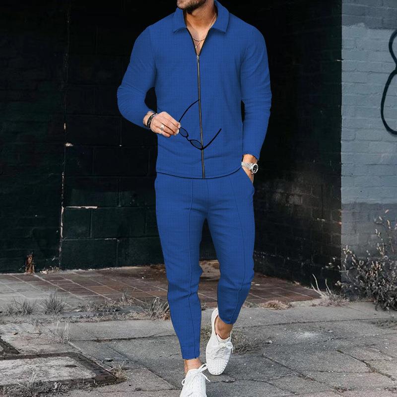 Modern leisure suit for men with textured top and modern pants Lune London