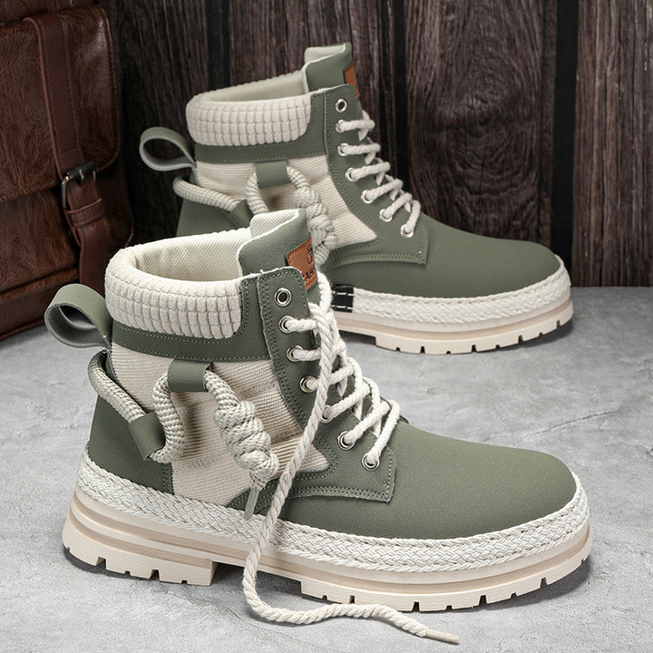 Modern and comfortable winter boots for women with high collar and non-slip sole Lune London