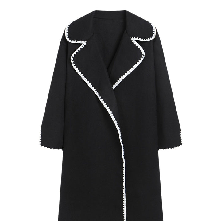 Women’s Trendy Transitional Blazer with Decorative Edges Lune London