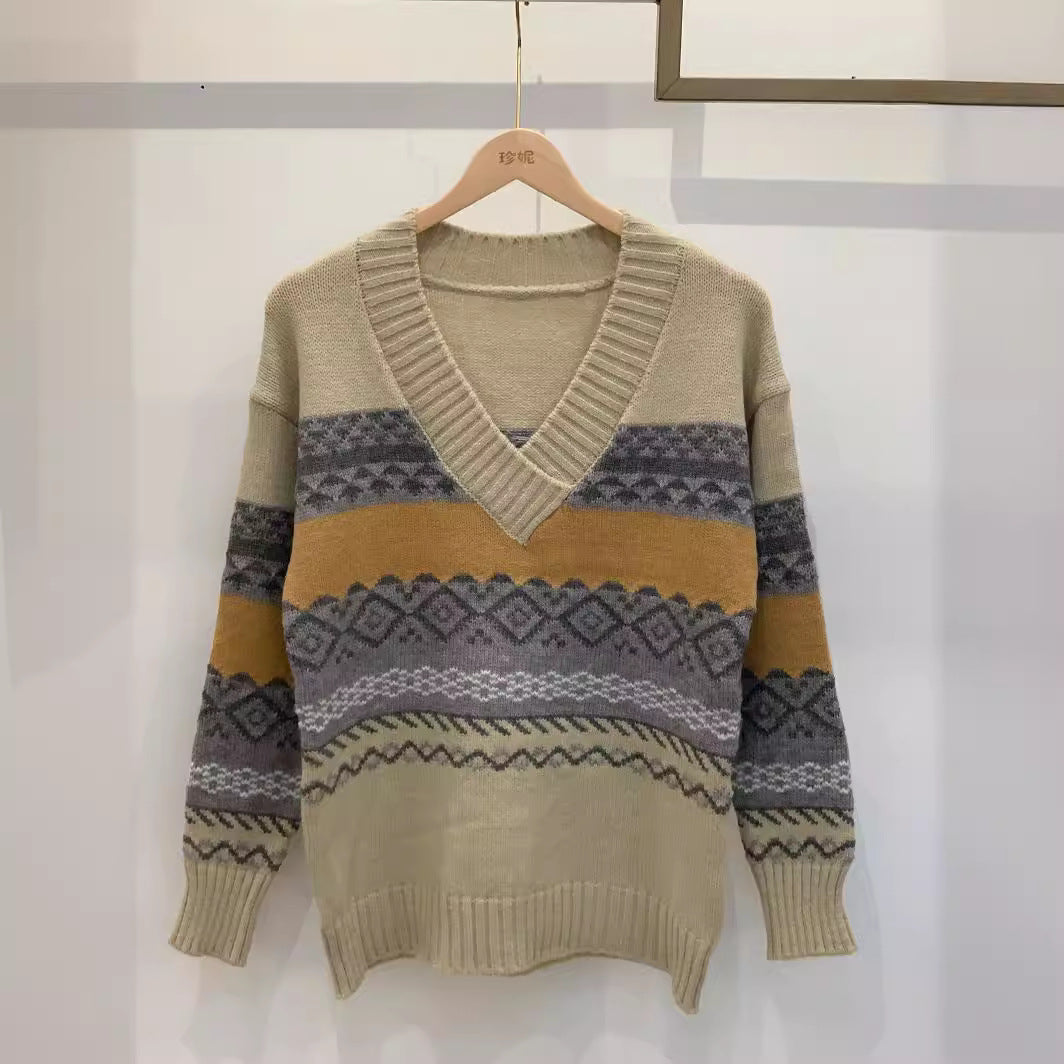 Pull en tricot pour femmes avec un design graphique moderne et décolleté en V Lune London
