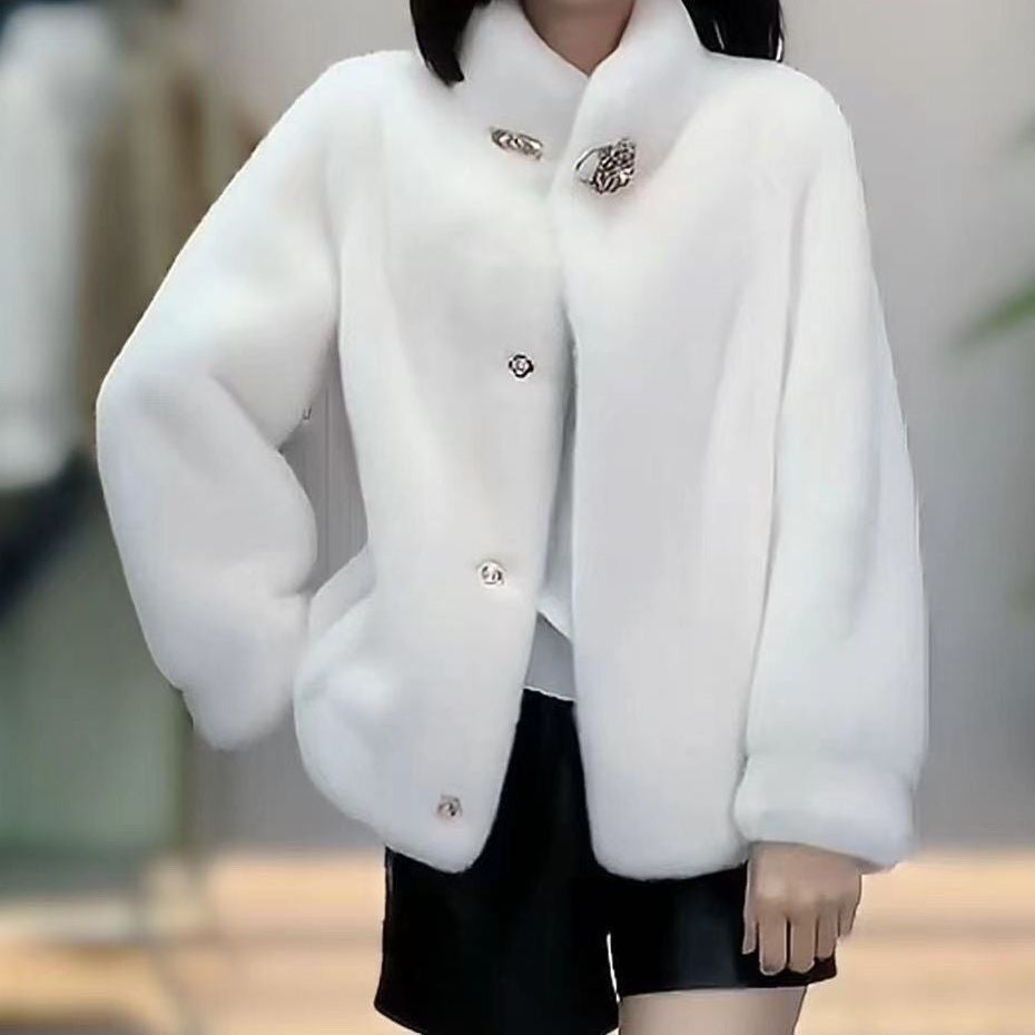 Veste en fleece confortable pour femme avec des détails de boutons élégants Chic & Stil
