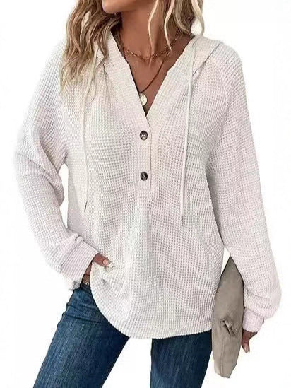Top décontracté à manches longues pour femmes avec capuche et patte de boutonnage Chic & Stil
