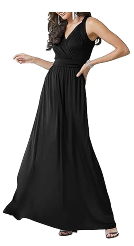 Maxi dress for women with an elegant V-neckline and a flowy cut Lune London