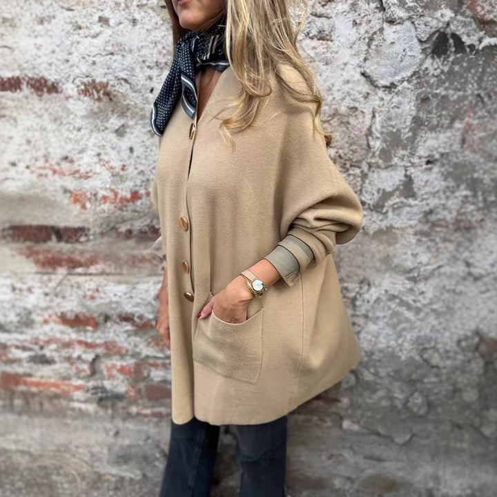 Ladies Fashionable Cardigan with Practical Pockets and Button Closure Lune London