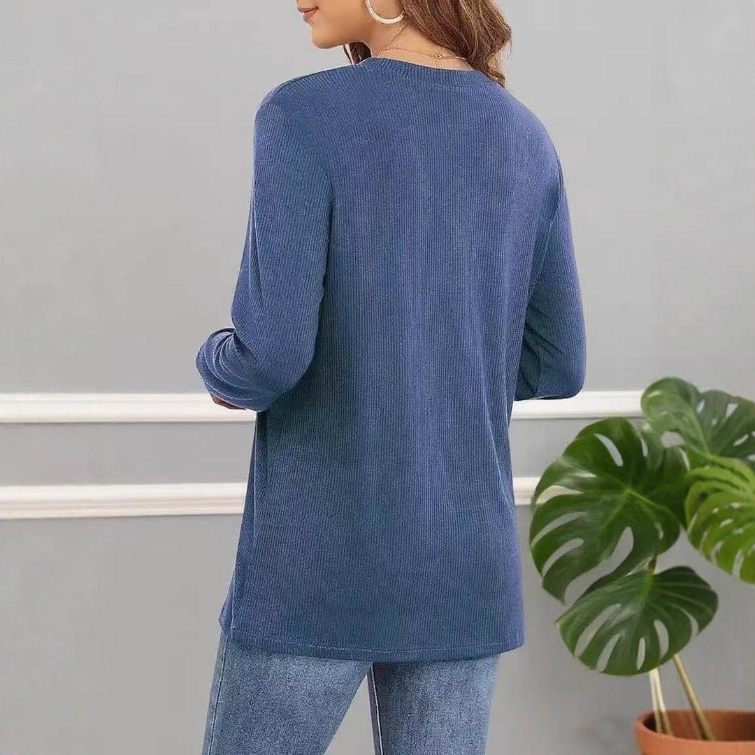 Casual long sleeve t-shirt for women with button placket and fine texture Lune London