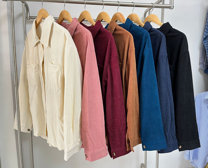 Corduroy jacket for women with a comfortable fit and practical chest pockets Lune London