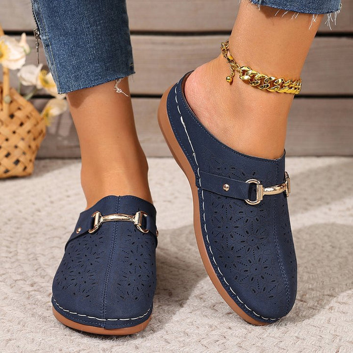 Comfortable clogs for women with floral application Lune London