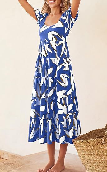 Maxi dress for women with flowing hem and floral pattern Lune London