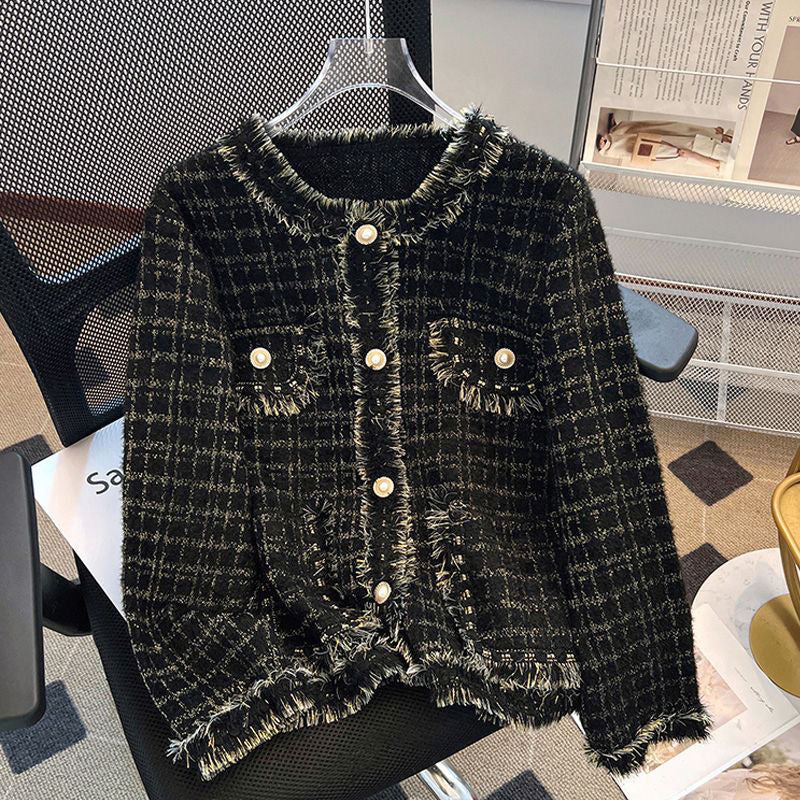 Cardigan confortable pour femmes avec perles décoratives et détails à franges Chic & Stil