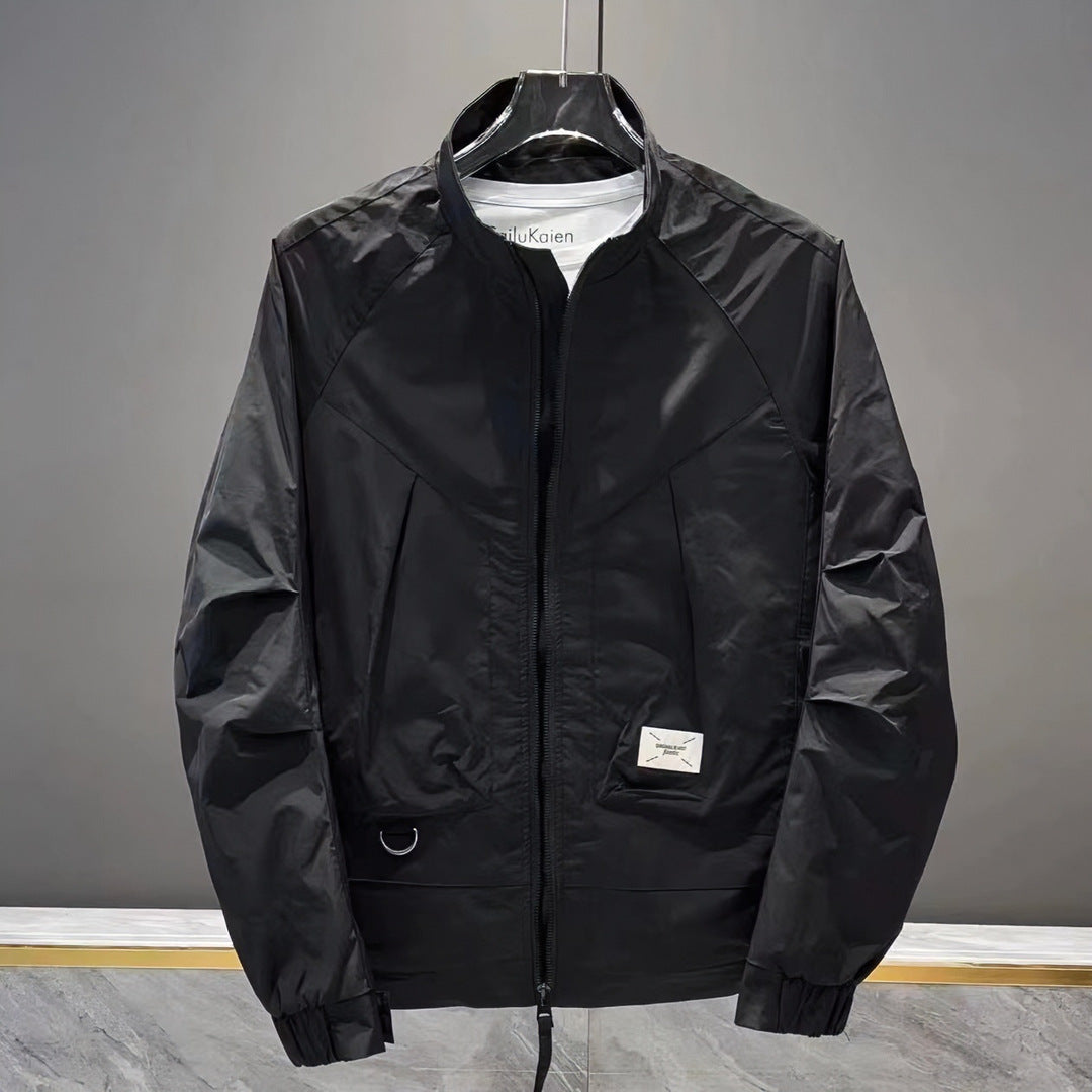 Unisex lightweight windbreaker with an innovative cut Lune London