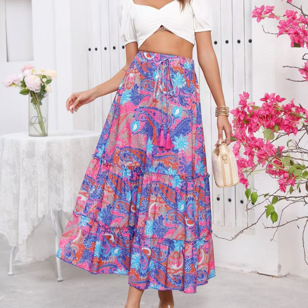 Maxi skirt for women with a playful paisley design and voluminous ruffles Lune London