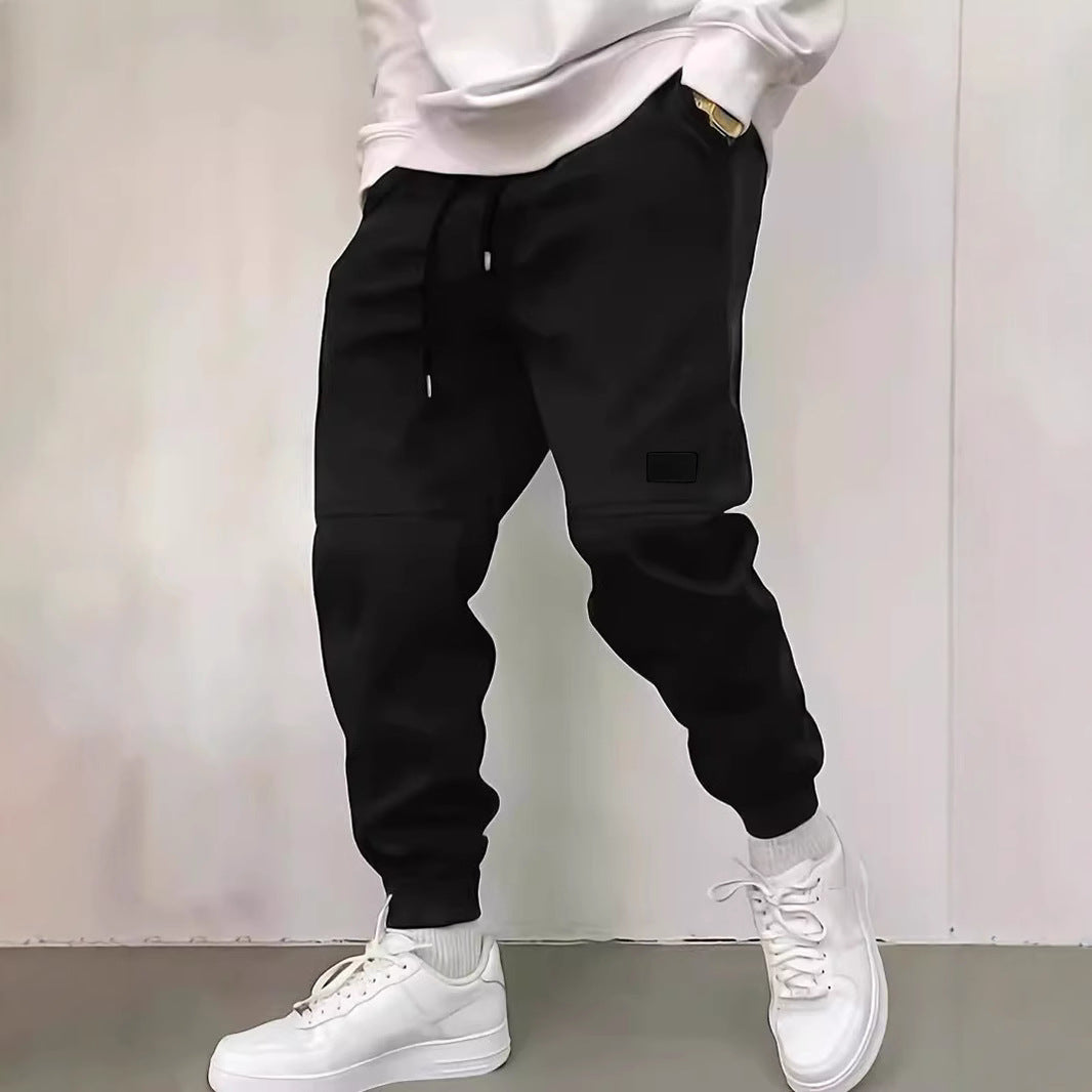 Men's sporty sweatpants with innovative pockets Lune London