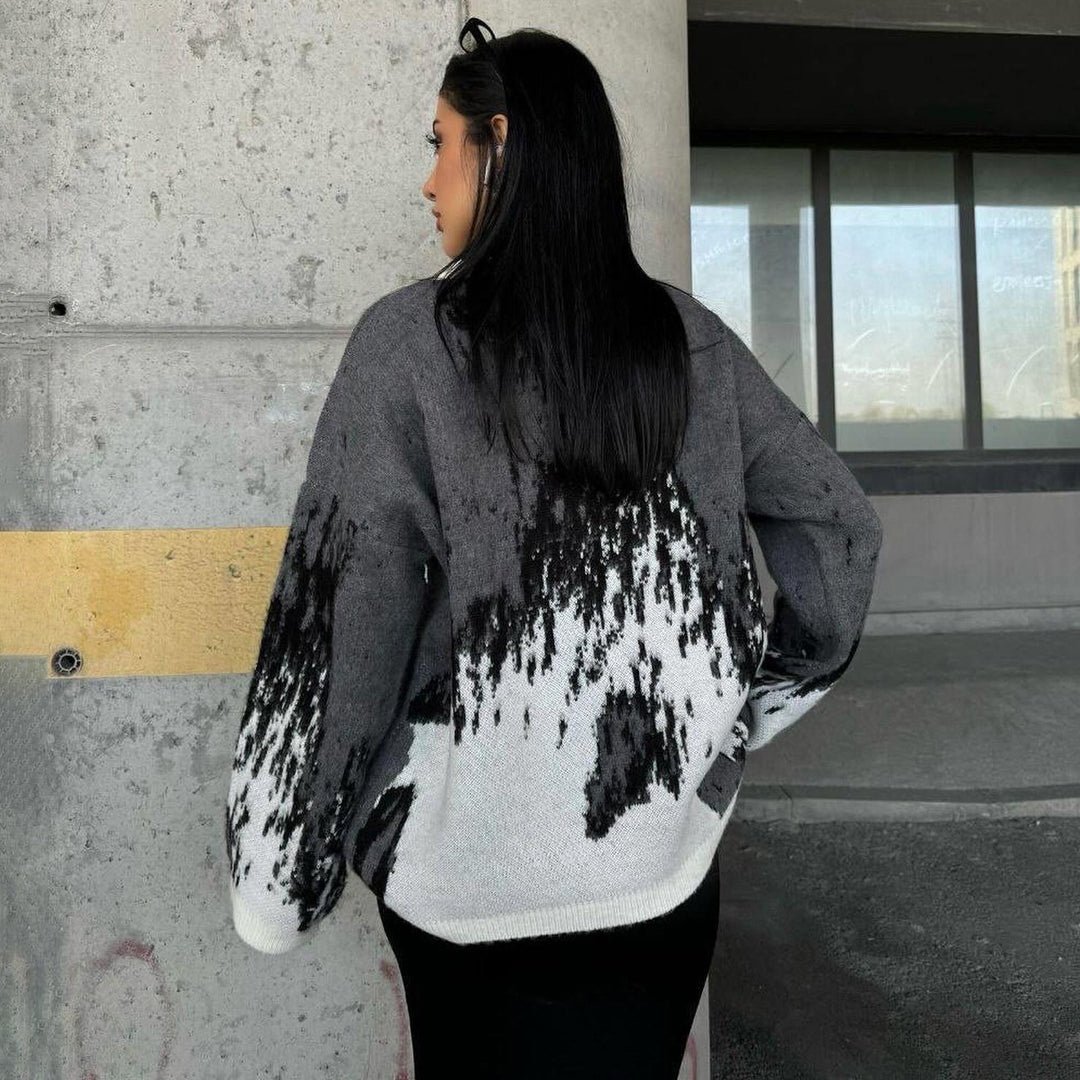 Comfortable sweater for women with modern gradient colors Lune London