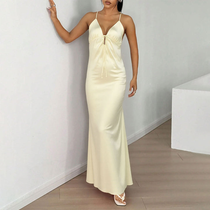 Robe Longue à Manches Longues pour Femme avec Élégant Col en V et Détail de Lacer Sophistiqué Chic & Stil