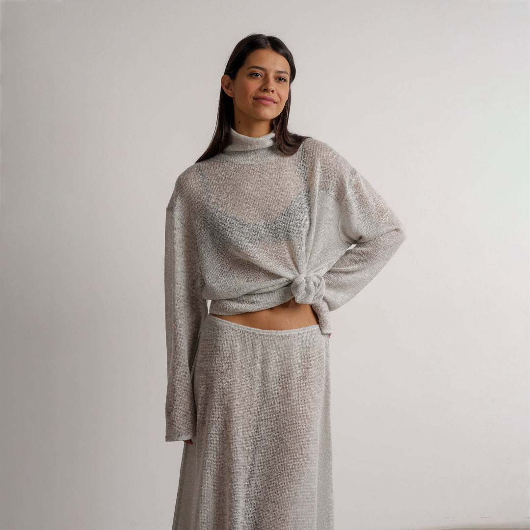 Women’s elegantly cut knit top with trendy skirt Lune London