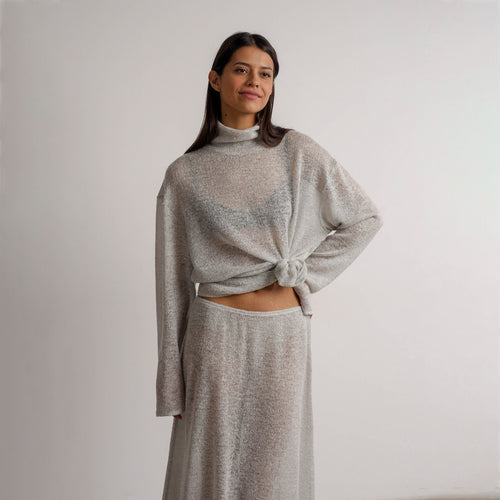 Women’s elegantly cut knit top with trendy skirt Lune London