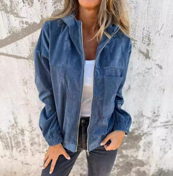 Casual corduroy jacket for women with convenient pockets and stylish zipper Lune London