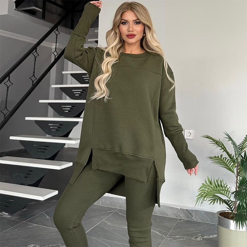 Casual sports set for women with oversized pullover and leggings Lune London