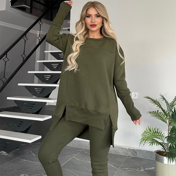 Casual sports set for women with oversized pullover and leggings Lune London