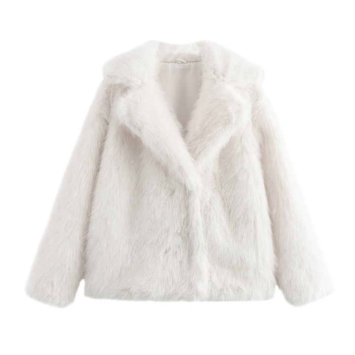 Ladies Cozy Faux Fur Jacket with Elegant Lapel Lune London