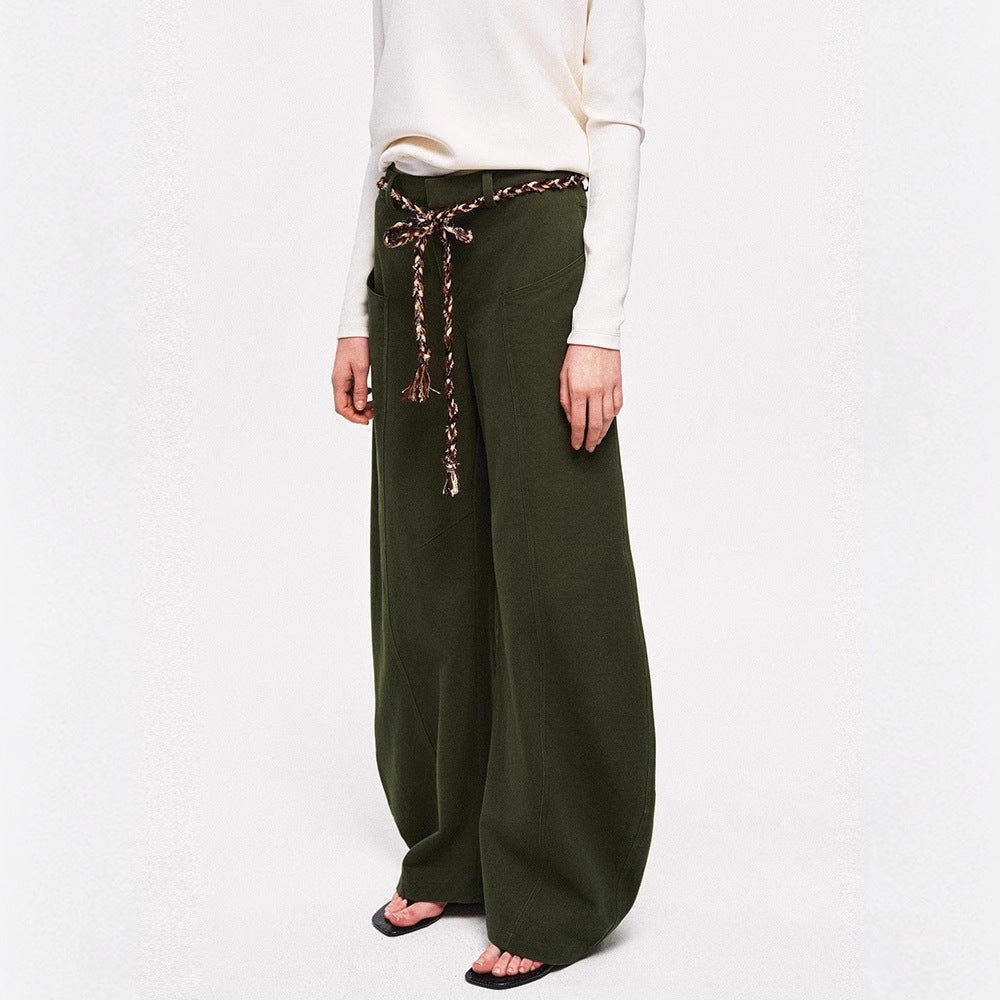Pantalons Chino Amples pour Femmes avec Design Élégant et Ceinture Tressée Chic & Stil