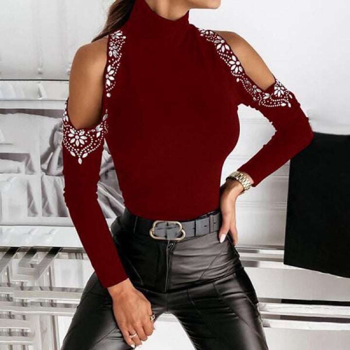 Top féminin avec design décolleté et bordure en dentelle florale Chic & Stil
