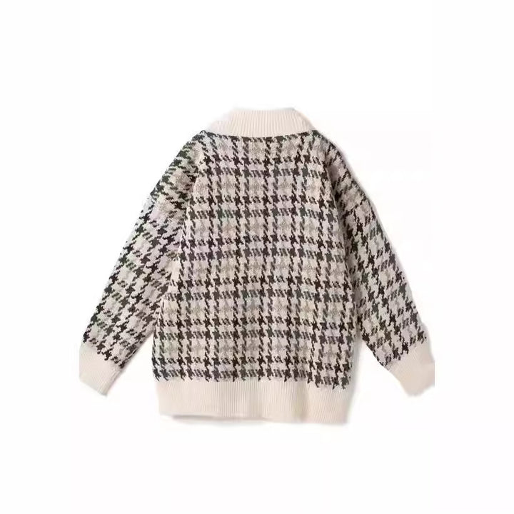 Ladies patterned cardigan with button placket and V-neck Lune London