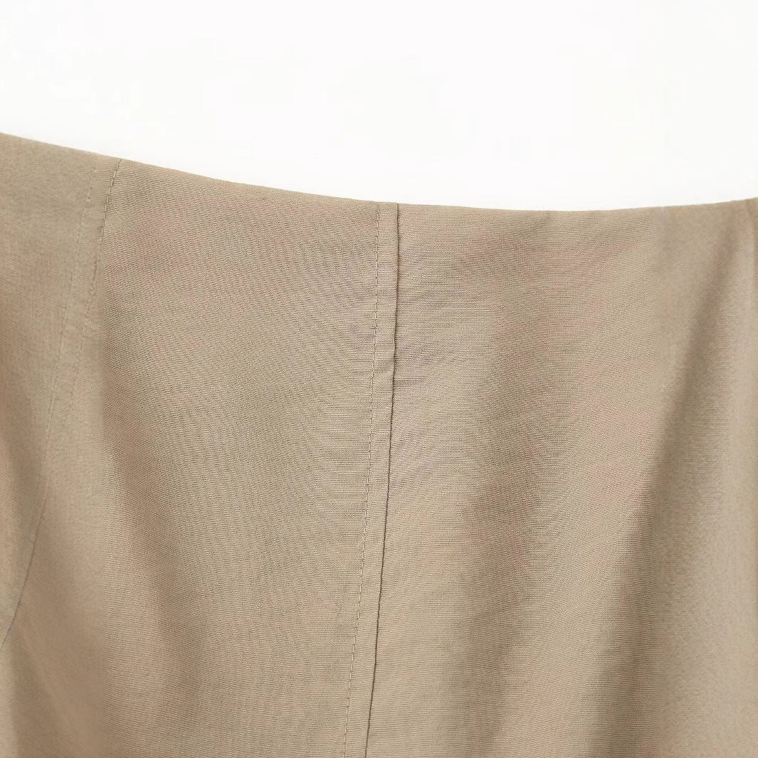 Elegant midi skirt for ladies with floral applications Lune London