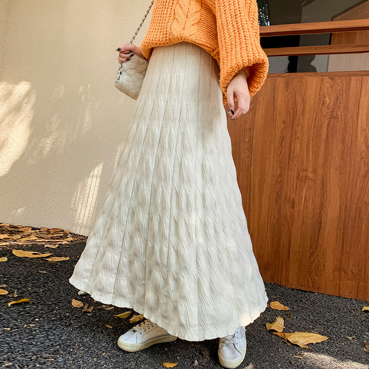 Maxi skirt for women with a refined ribbed design and an elastic waist Lune London