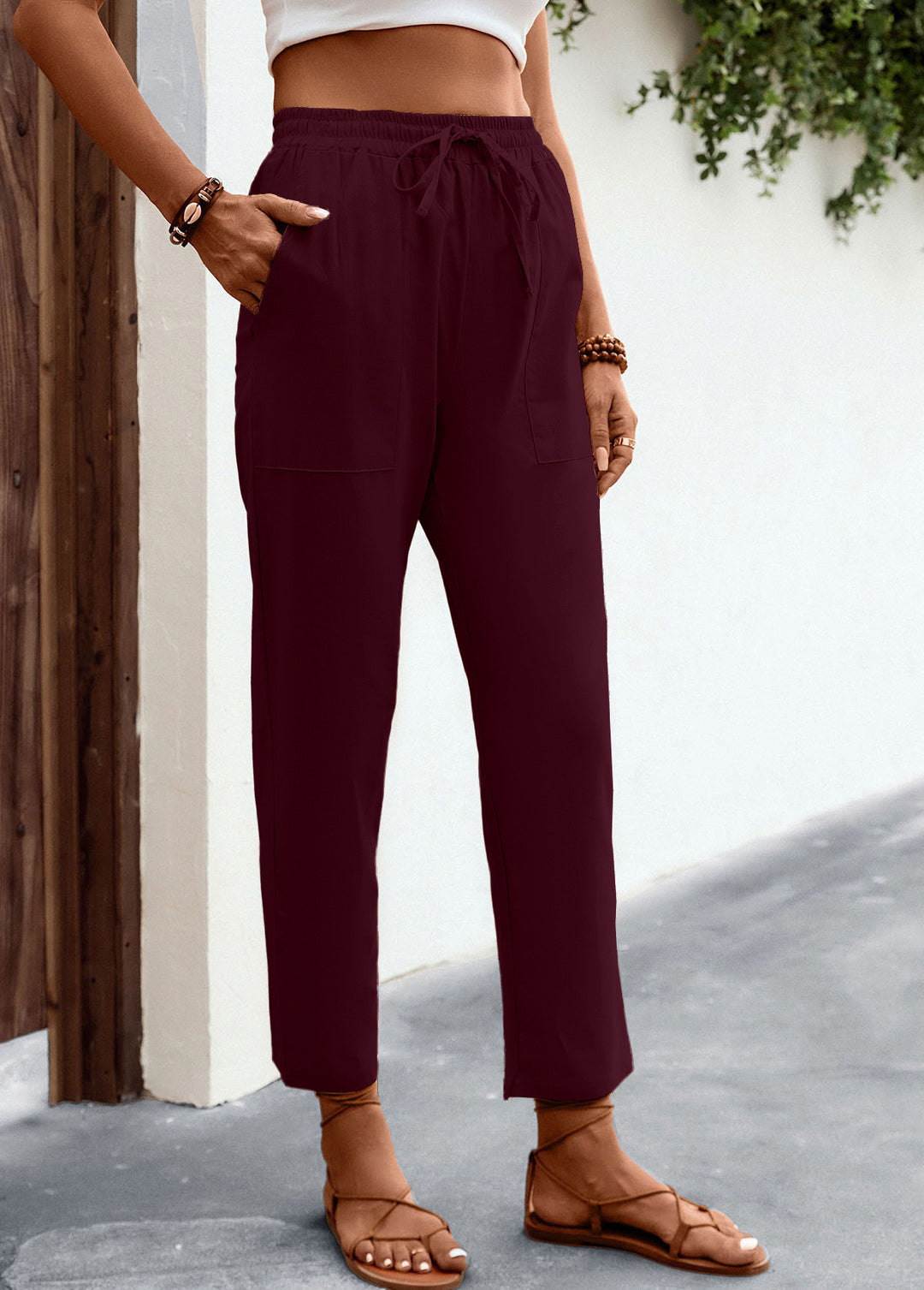 Comfortable leisure pants for women with side pockets Lune London