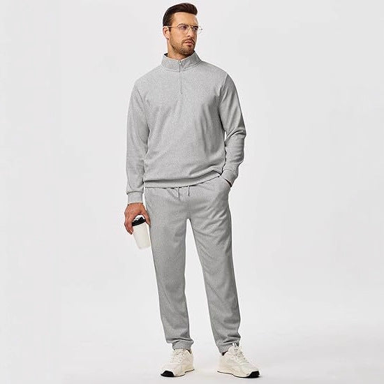 Men's leisure suit with modern stand-up collar and practical zipper pockets Chic & Stil