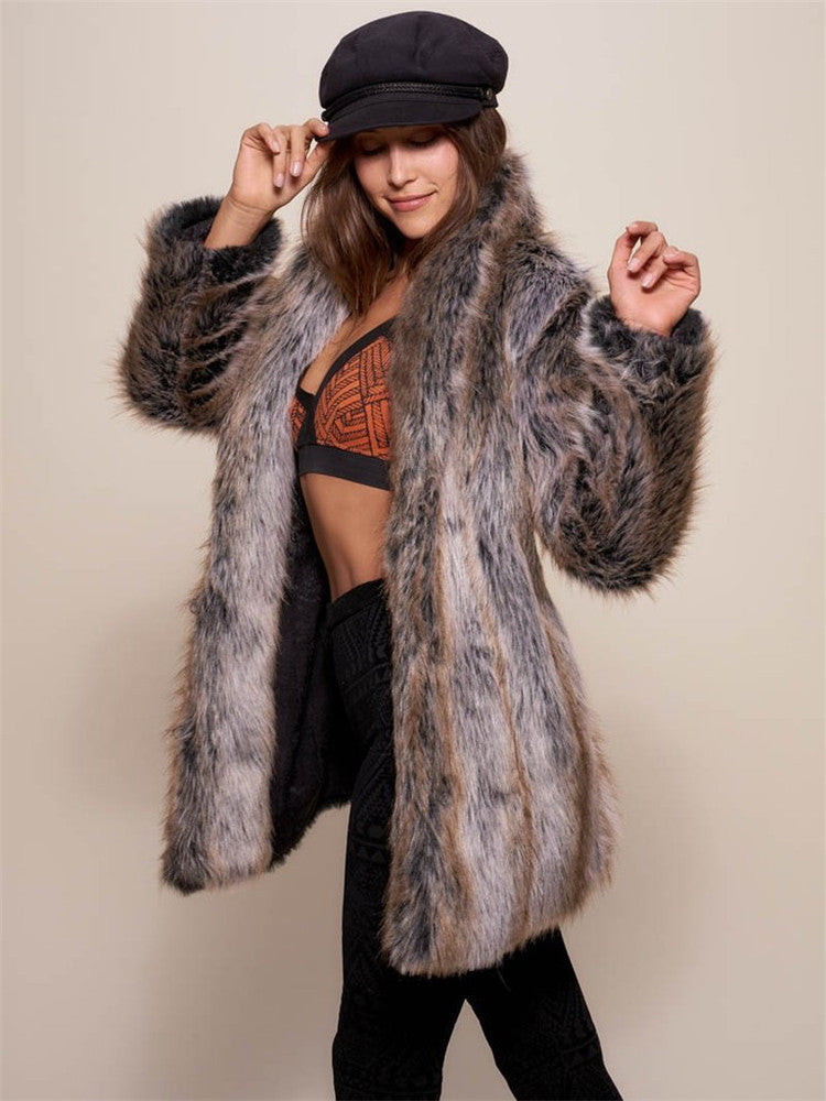 Ladies Faux Fur Thief with Trendy Lining and High Collar Lune London