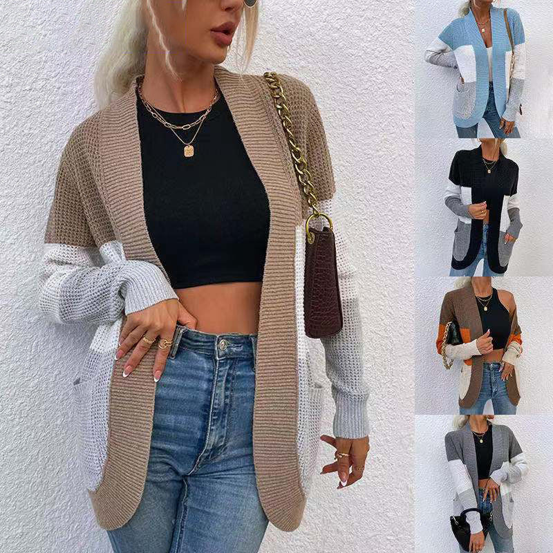 Cardigan knit for women with modern pleated design and contrasting colors Lune London