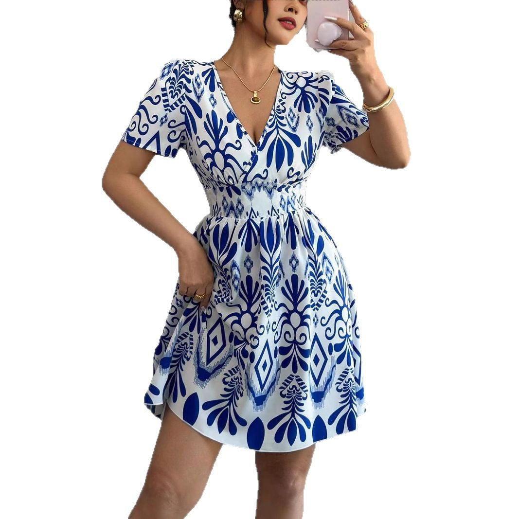 Playful summer dress for women with V-neck Lune London