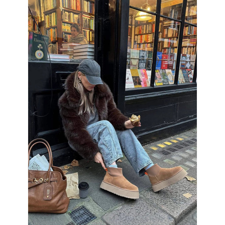 Fashionable and well-insulated women’s sneaker boots Lune London
