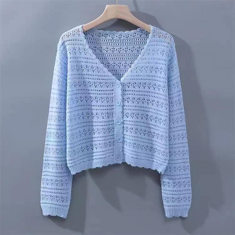 Ladies' vest with an airy crochet look and an adorable V neck Lune London