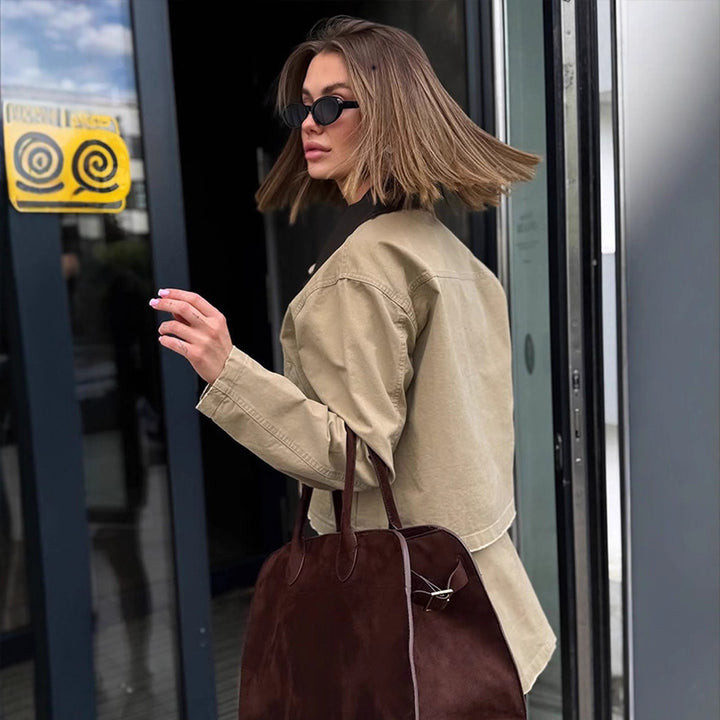 Cropped utility jacket for women with modern design and practical pockets Lune London
