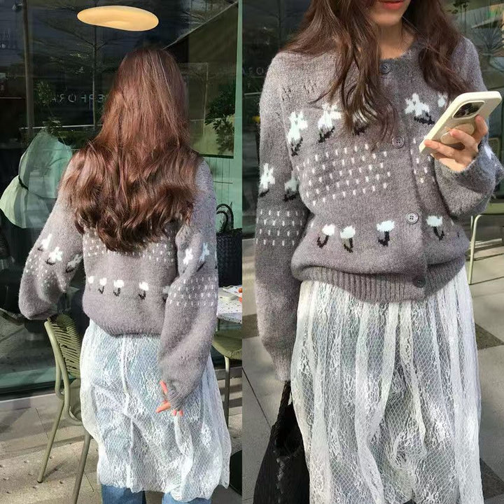 Ladies' knit jacket with playful animal print and button closure Lune London
