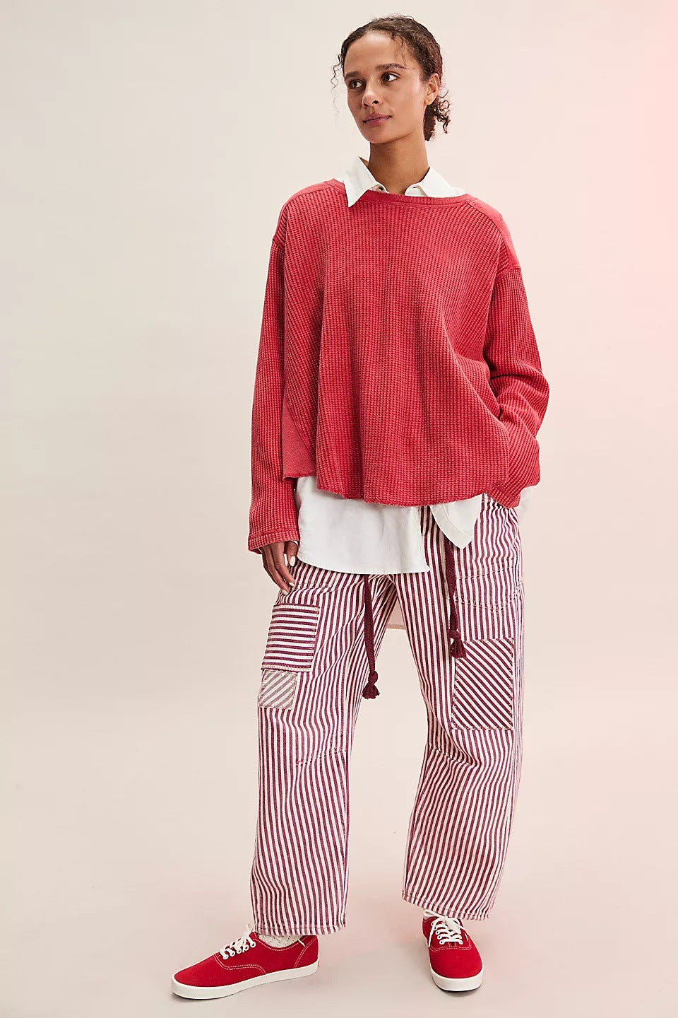 Casual knit sweater for women with a slightly oversized cut Lune London