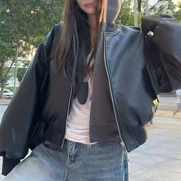 Veste en cuir stylée pour femme dans une coupe urbaine surdimensionnée Chic & Stil
