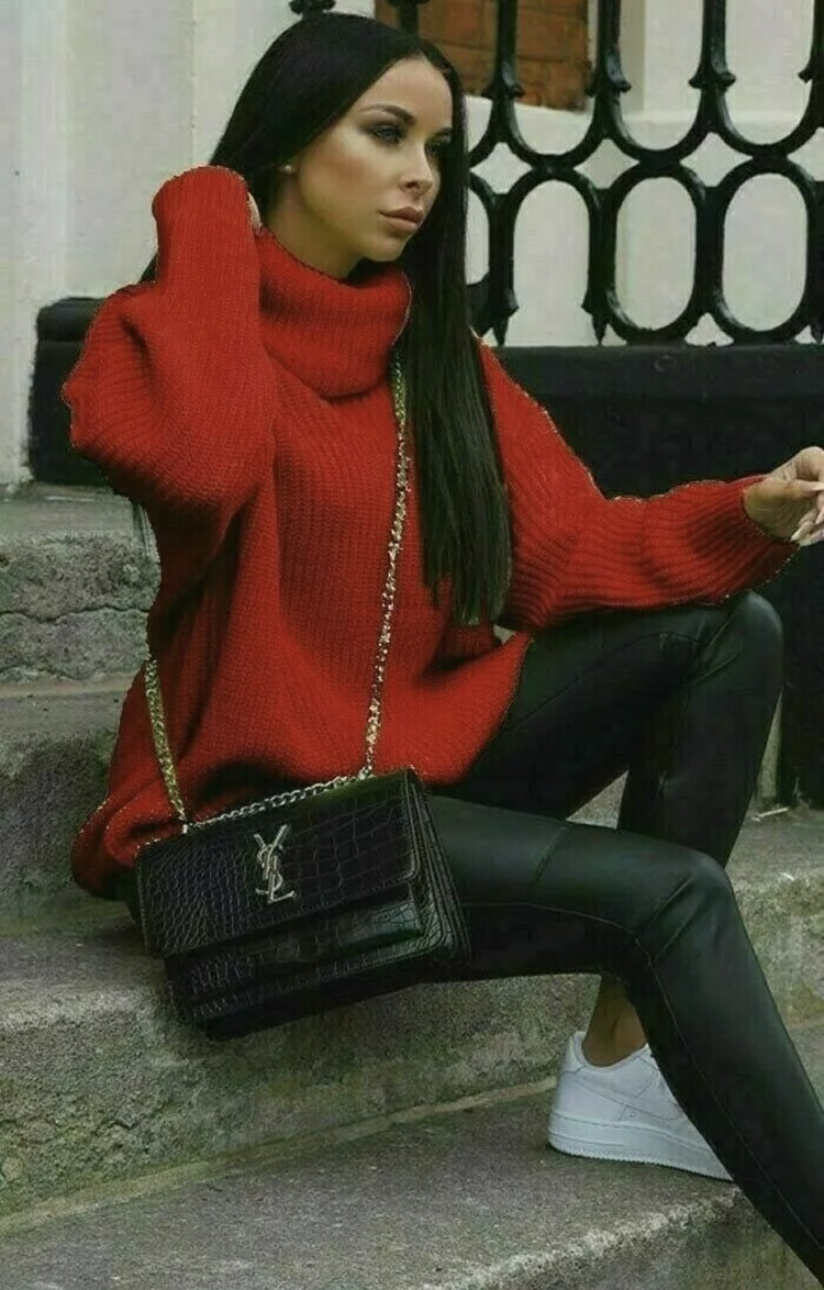 Pull en maille pour femmes avec col montant et coupe haute Chic & Stil