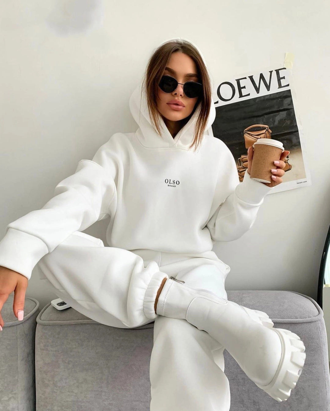 Casual look for women in hoodie and joggers Lune London