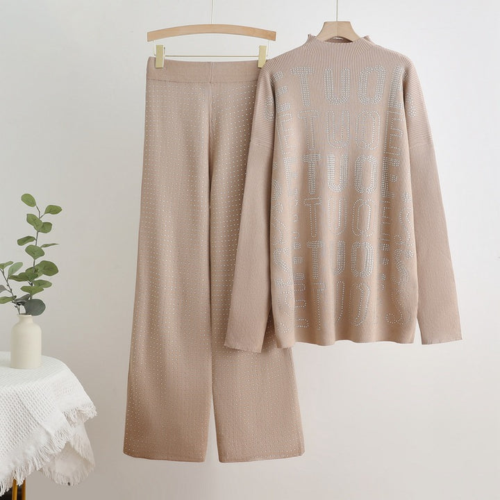 Fashionable knit lounge set for women with sparkling details Lune London