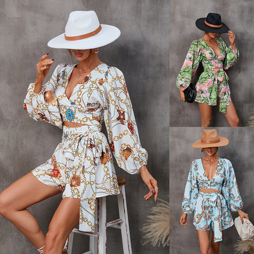 Women’s crop-top and shorts set with voluminous sleeves and a unique pattern Lune London