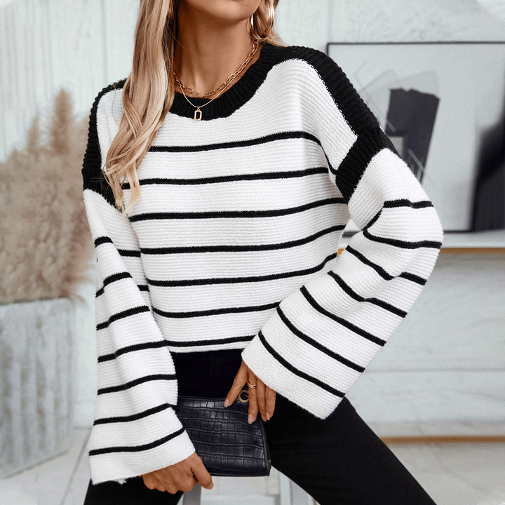 Casual knit sweater for women with blocked striped pattern and loose fit Lune London