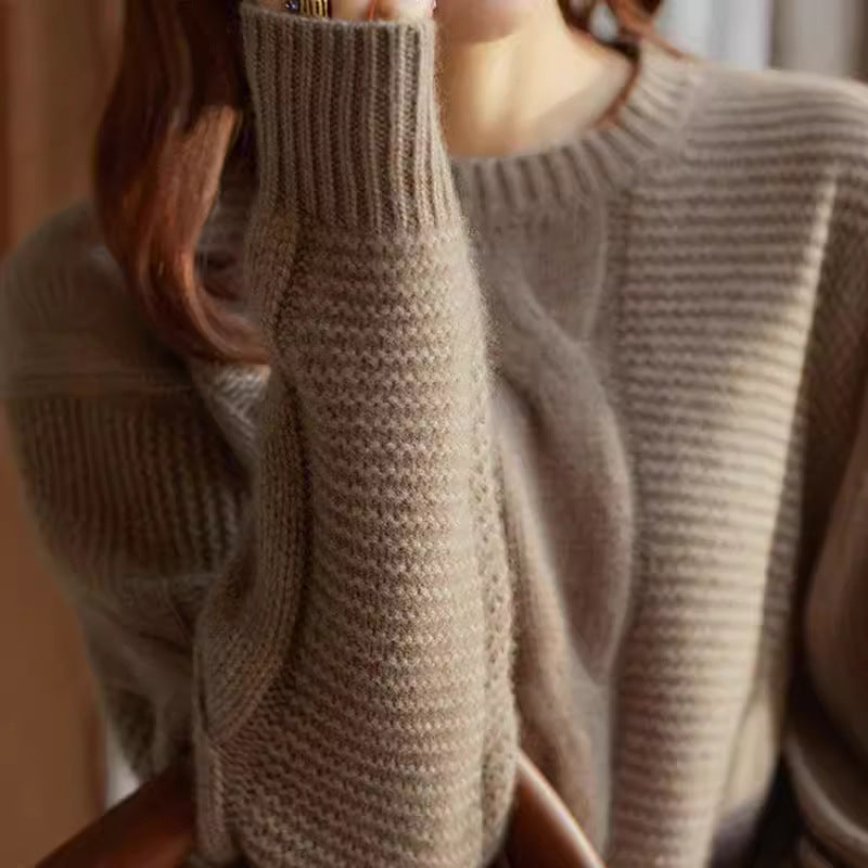Chunky knit sweater for women with structured design and wide sleeves Lune London